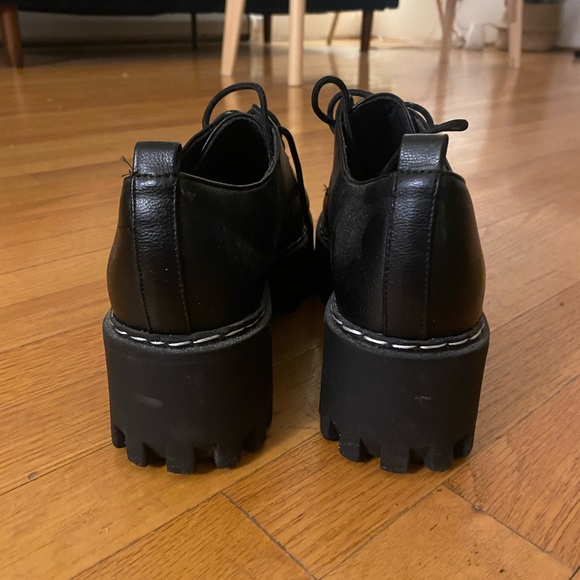 SOLD Bamboo black shoes - Picture 4 of 5